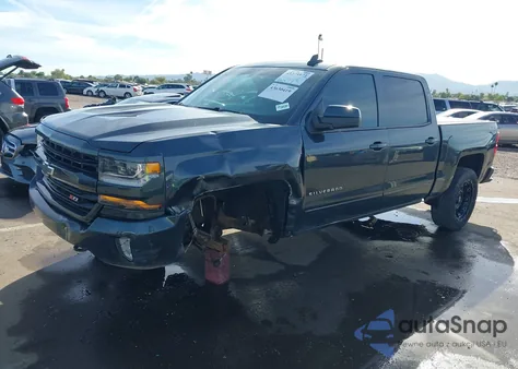 2018 Chevrolet Silverado 1500 2Lt из США, поврежденный, VIN 3GCUKREC2JG574972